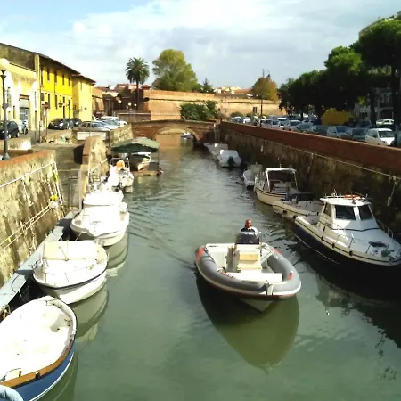 Bio 2-bedroom With Ping Pong Livorno